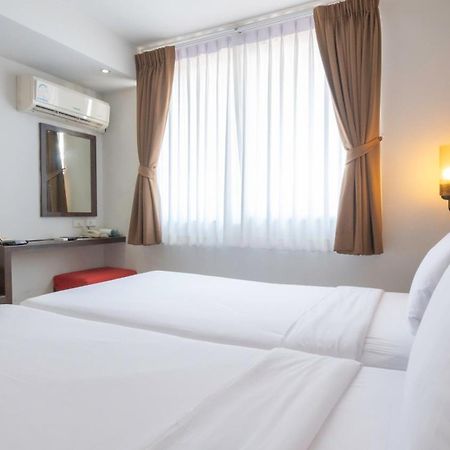 Pas Cher Hotel De Bangkok Kültér fotó